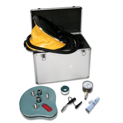 Kit de réparation pour combinaisons d’immersion ou de survie par Lalizas - Lalizas