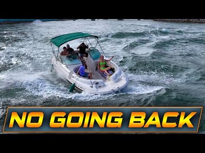 CAPTAINS PUTTING PASSENGERS IN DANGER AT HAULOVER INLET! | HAULOVER BOATS | WAVY BOATS