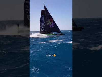 INSTA vs R�ALIT� 