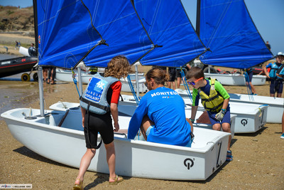 Boutique Clubs : Une offre exceptionnelle sur le tee-shirts monitrice-moniteur  | Actualit�s