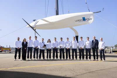 38 America's Cup : Un partenaire titre, un directeur sportif, une �quipe navigante, La Roche-Posay Racing Team est n�e.
