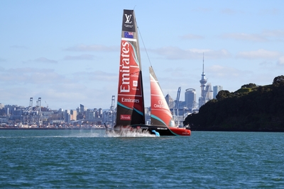 CHASING FROST AND FIREPOWER: EMIRATES TEAM NEW ZEALAND RETURN TO AUCKLAND WATERS