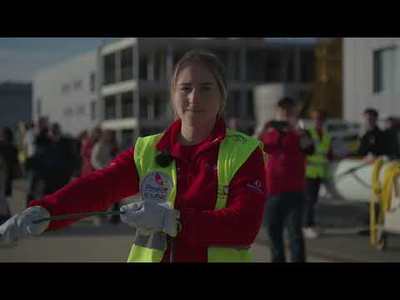 Mise � l'eau du bateau de Violette Dorange  Cap sur les grandes courses 2026 !