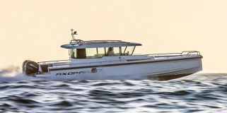 Axopar 37 Cabin